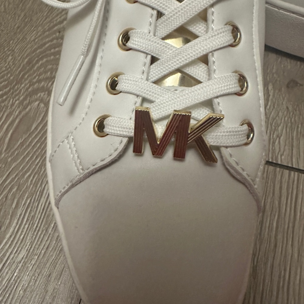 Michael kors brand new poppy lace up tennis shoes white size 9 - Picture 3 of 6